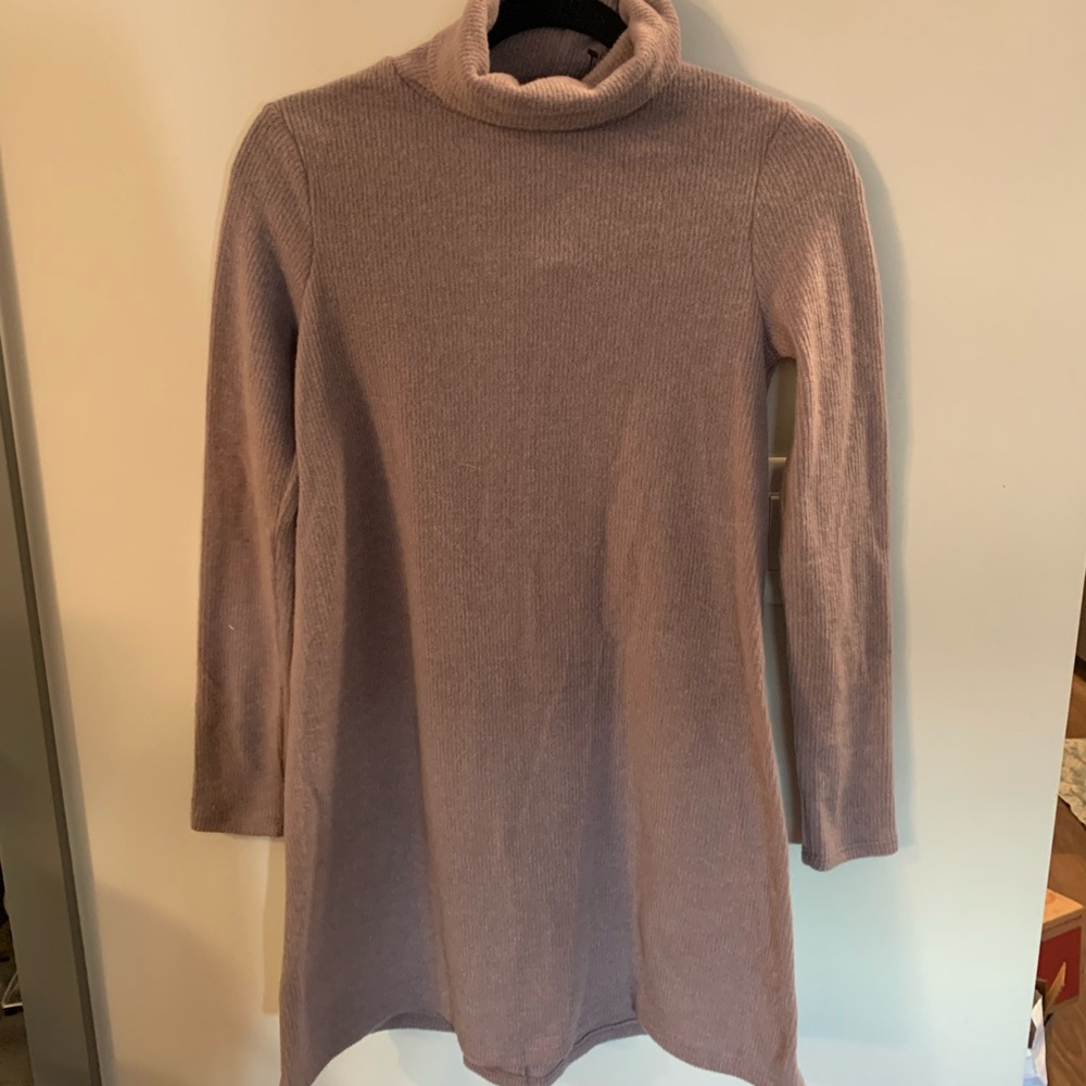 NWT- Lulu’s sweater dress